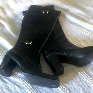 Used Leather stacked heel boots